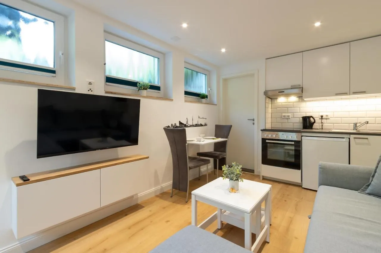 Apartment Neue Zentrale Souterrain-Wohnung 24H Self Check-In Hamburg Germany